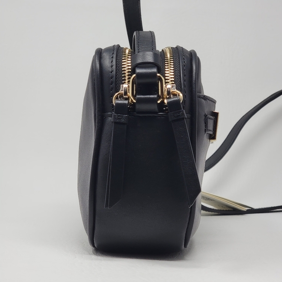 Ted Baker Black Leather Camera Gold Colored Hardware Crossbody Handbag Purse New - Picture 3 of 15